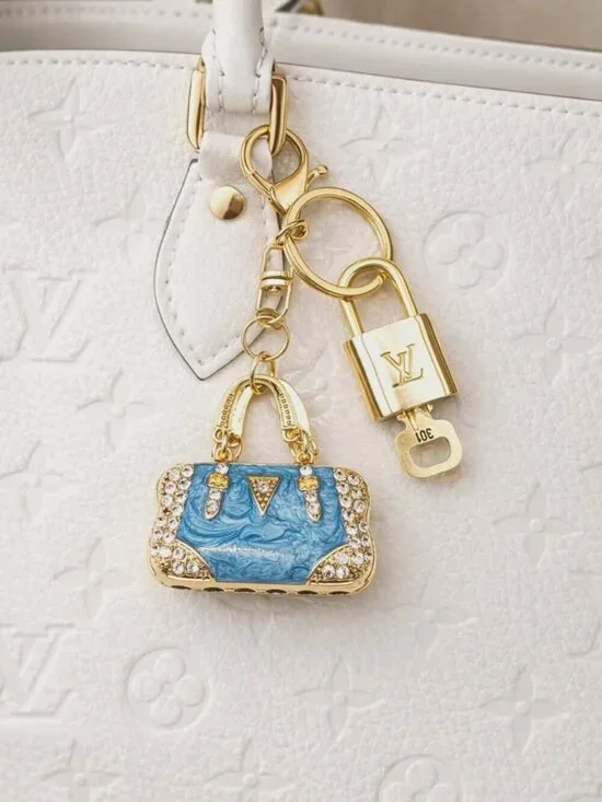 Authentic Louis Vuitton Gold Padlock 🔒 Key Set w/ Unbranded Bag Charm