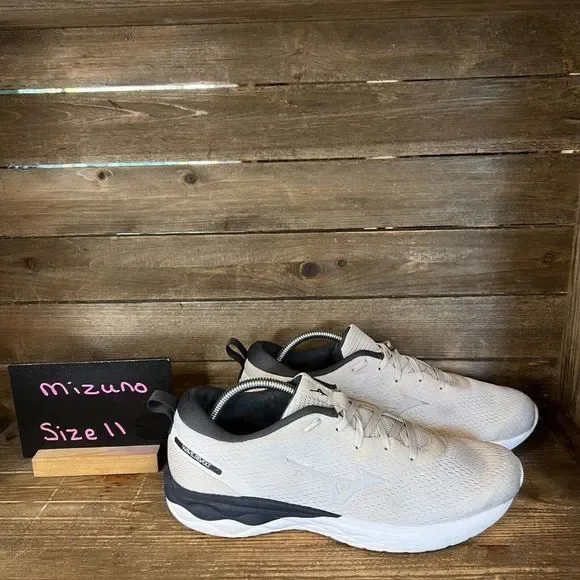 Womens Mizuno Wave Revolt White Athletic Running Sneakers Shoes‎ Size 11 M GUC