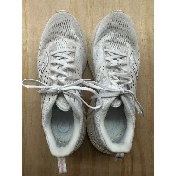 Saucony Ride 17 Womens Running Shoes‎ White Silver S10924-242 Size 9