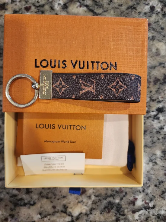Source Unknown Luxury Inspired Brown Monogram Canvas Keyring with Gold Hardware