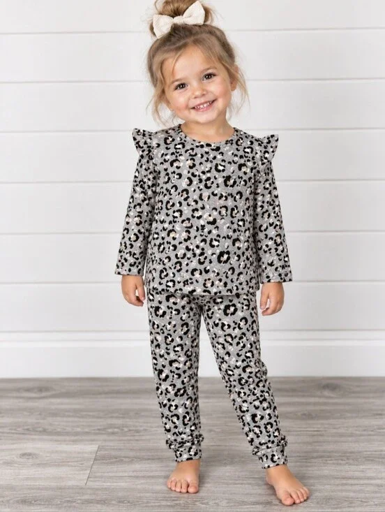 The Children’s Place Leopard Print Ruffle Top & Jogger Pants 2 Piece Set Size 2T