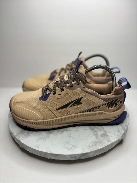 Size 7- Altra Women's Lone Peak 9 trail running shoes