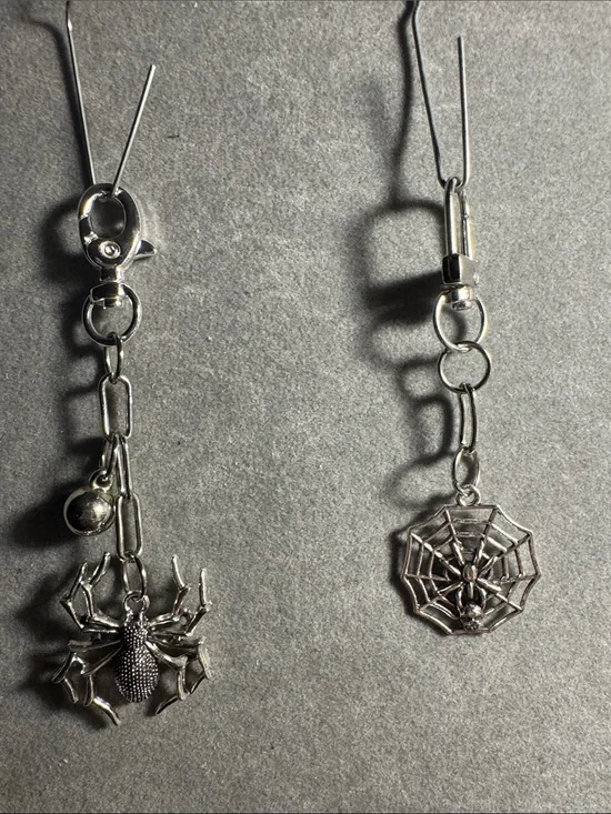 Hand Crafted Silver Spider & Web Key/ Card Holder Charms