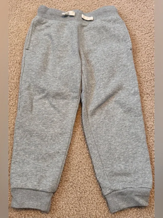 The Children's Place Heather Gray Sweat Fleece Joggers size 5/6