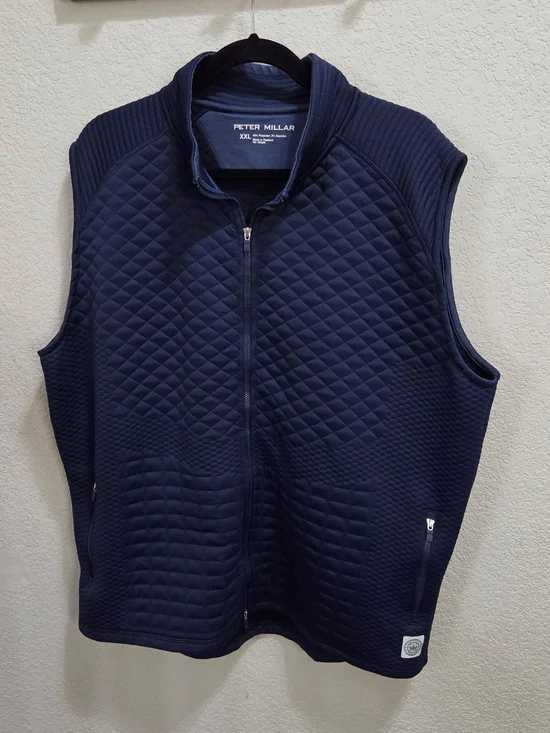 Peter Millar Men's Quilted Navy Zip-Front Vest