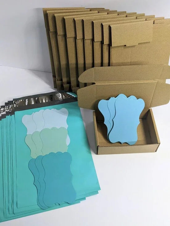 Polymailer Shipping & Packing Set, 32 Pieces: 10 Mailers, 10 Boxes, 12 Notecards