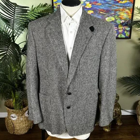 Kenneth Roberts Sportcoat Vintage 46R Wool Tweed cream Black brown elbow Patch