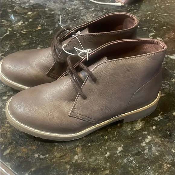 NEW The Childrens Place Dark Brown Dress Boots! Youth 3