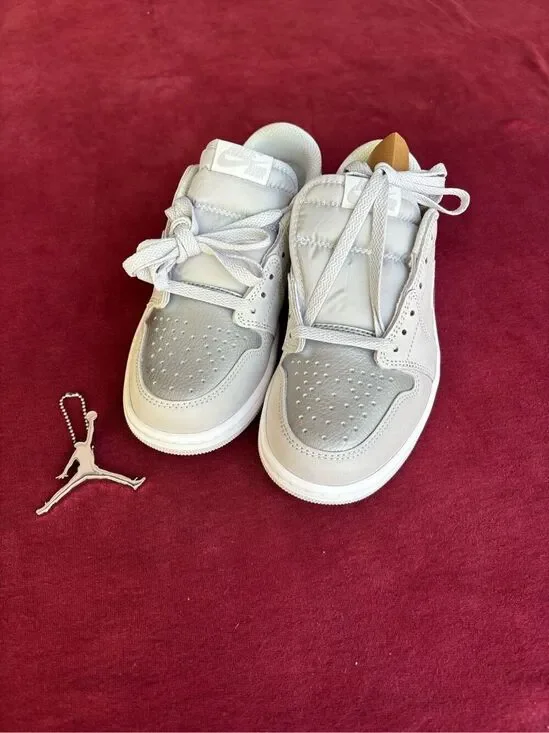 Brand New Nike Men’s White Air Jordan 1 Retro Low OG Sneaker Shoes Size 7