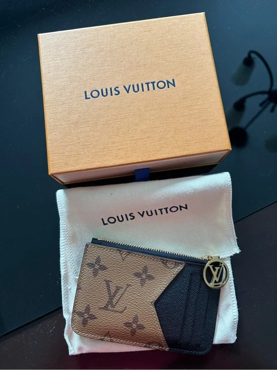 Romy card holder reverse