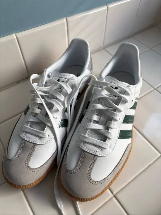 NWOB Adidas Women's Samba OG Shoe White / Collegiate Green JI2724 Size 10