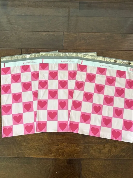20 Pack - 14x17” XL Beautiful Pink Hearts 🩷 Poly Mailers