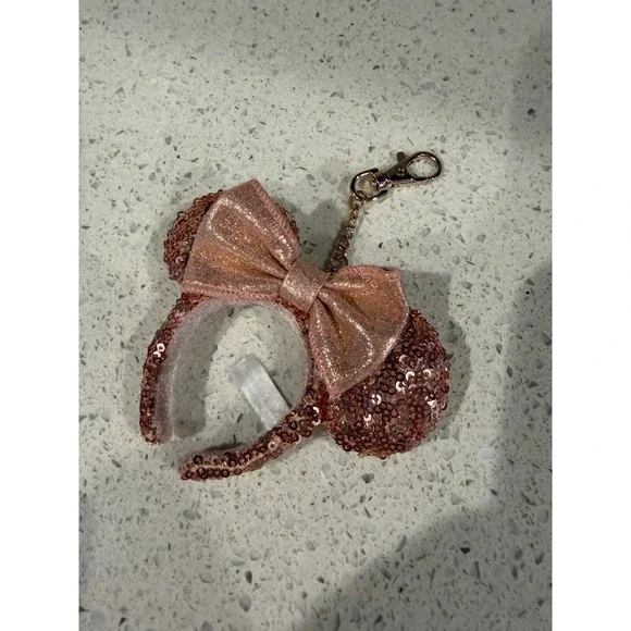 2026 Disney Parks Minnie Mouse Mini Rose Gold Sequin Ear Headband Keychain
