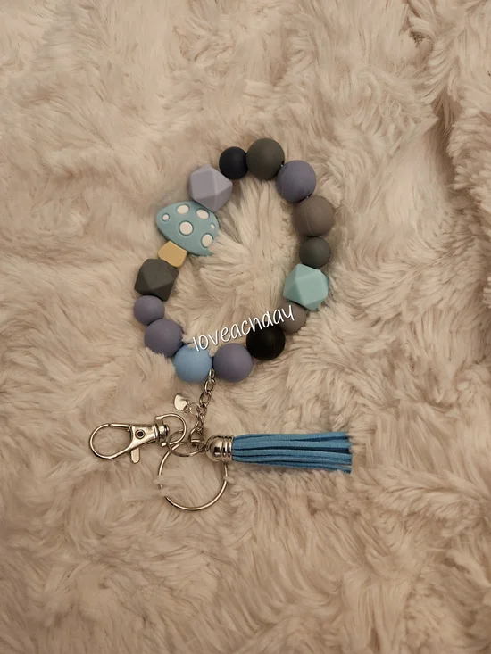 Beaded☆Wristlet Keychain with Blue Tassel