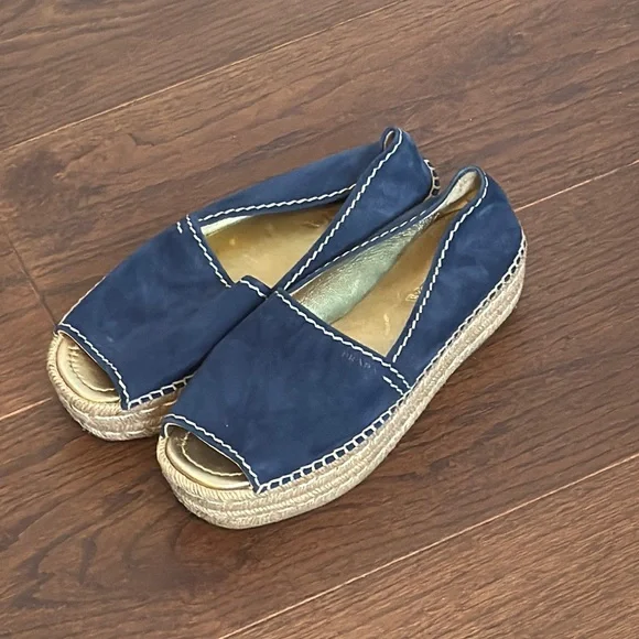 Prada Women’s Blue Suede Blue Espadrille Slip-On Peep Toe Shoes Size 39/9