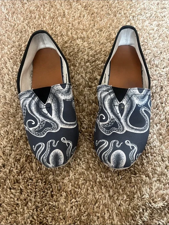 Octopus Tentacle Cloth Espadrille Slip-Ons Size 9