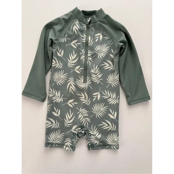 Eddie Bauer Kids Rash Guard & Hat UPF 30 lightweight Quick Dry Swimsuit‎ 18m