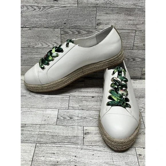 White House Black Market White Sneaker Espadrille Tropical laces size‎ 9.5 US
