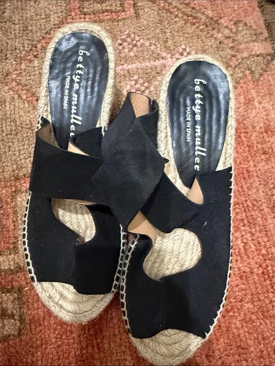 bettye muller Black Suede Knotted Espadrille Slide