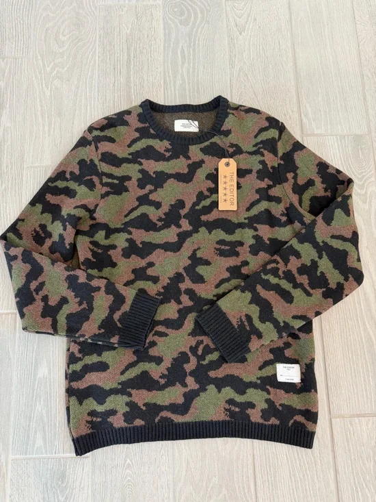 THE EDITOR Luxury Handmade in Italy Camo Wool Sweater Size Large NWT