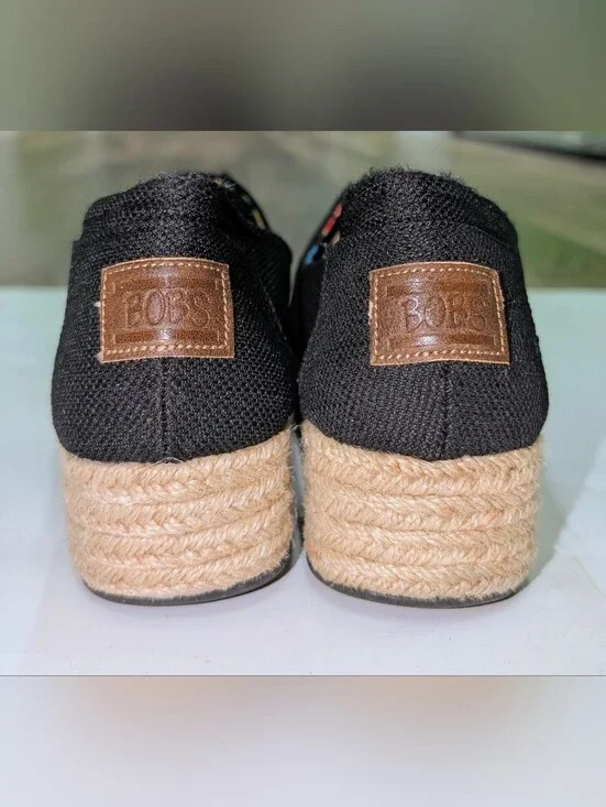 BOBS from Skechers Women's 9.5 Highlights Espadrille Wedges 34101 NWOB Never Use