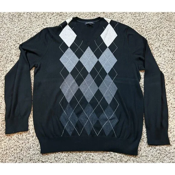 Banana Republic Sweater Mens XL Black Gray Argyle V Neck Silk Cashmere Blend