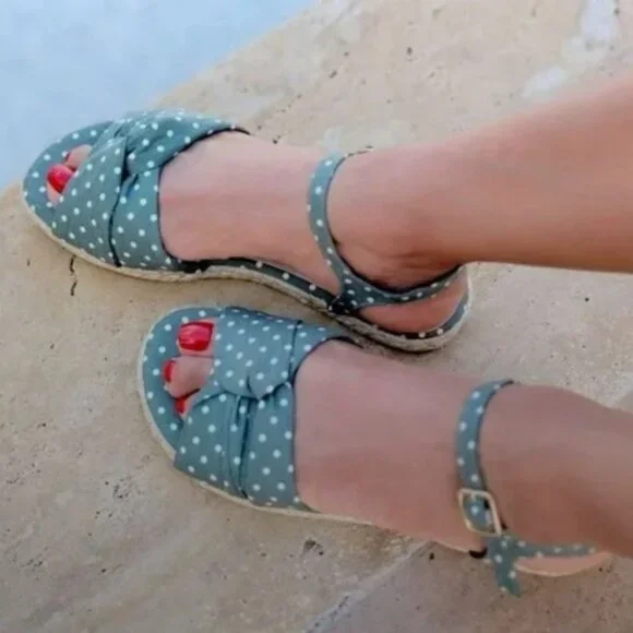 NIB Green Polkadot Espadrille Open Toe Ankle Strap Flat Sandals 8.5