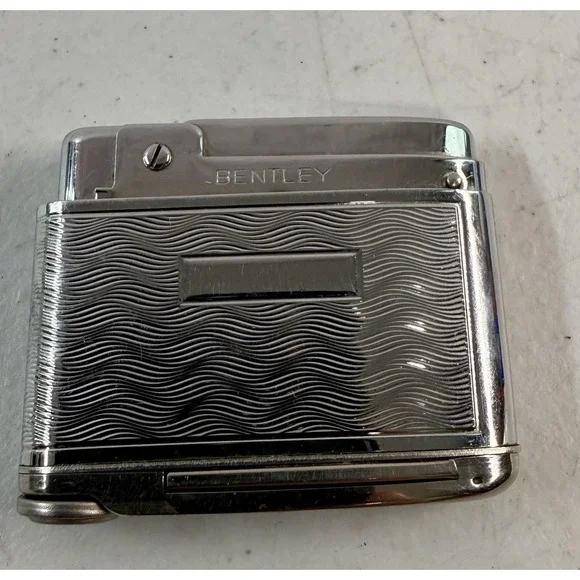 Vintage Bentley Pipeservice Lighter Silver Chrome USA Untested EXCELLENT!