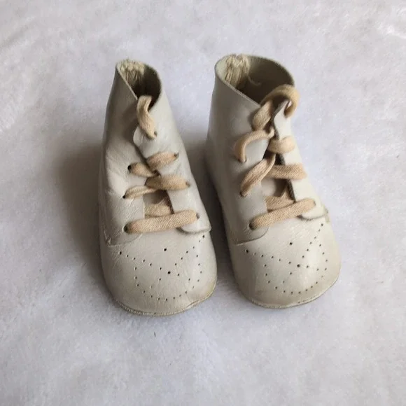 Antique White Leather Baby Shoes 4