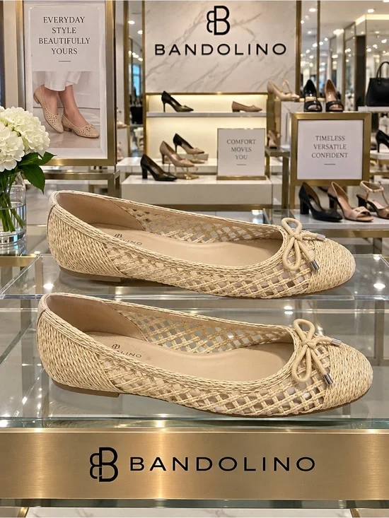 Bandolino Woven Natural-Tone Ballet Flats with Bow 9.5 NWOT