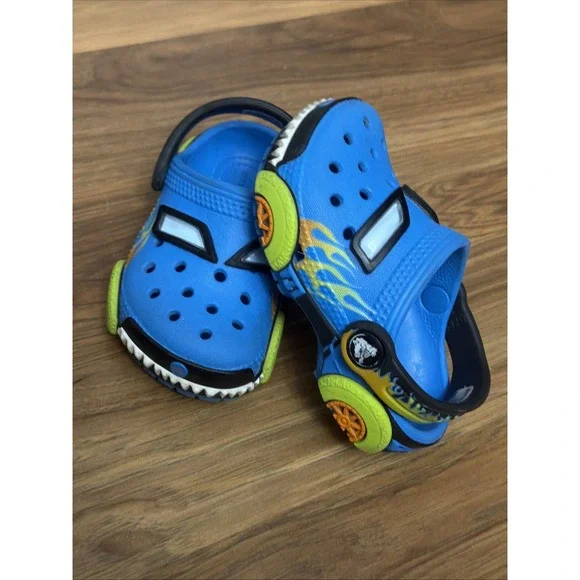 Crocs Hot Wheels Baby Sz 6C Colorful Boys Car Race car Clogs Shoes EUC