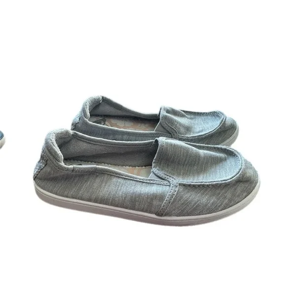 Roxy Slip‎ On Shoes Gray White Pattern Women Size 6 Canvas Casual Comfort