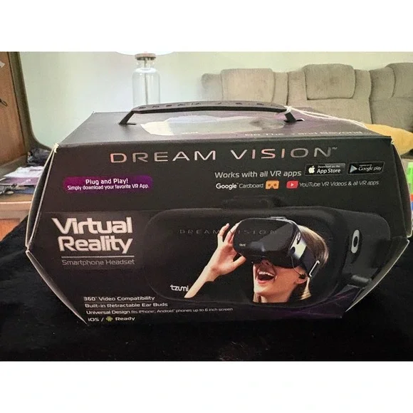 Tzumi Dream Vision VR Virtual Reality Smartphone Headset with Retractable Earbud