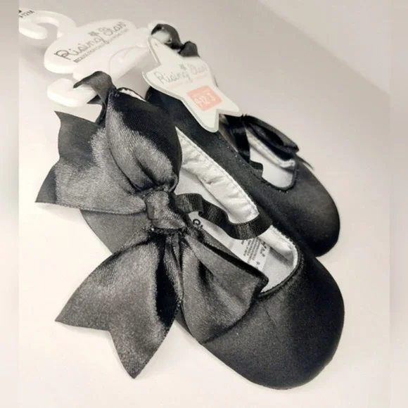 Black Rising Star Baby Shoes 9-12‎ month with bows