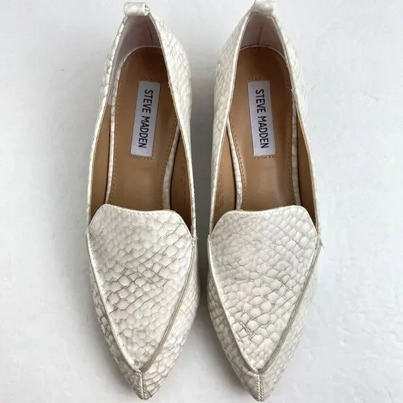 STEVE MADDEN WHITE SNAKESKIN LOAFERSo