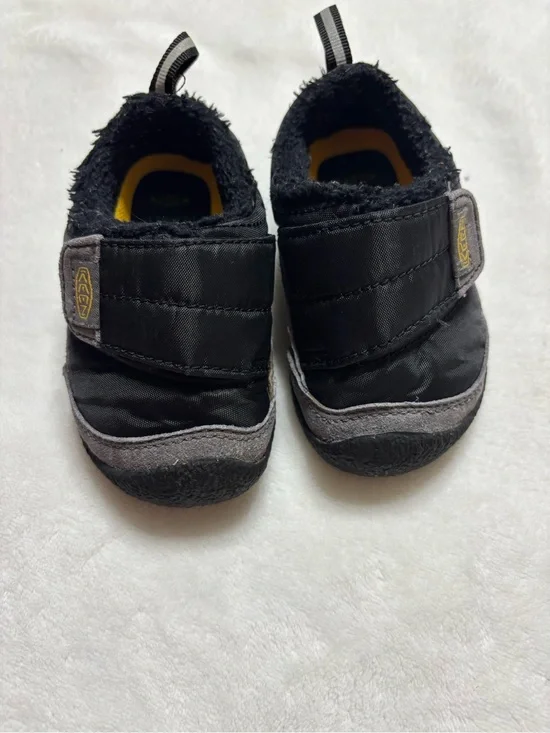 Keen Black and Gray Kids Slip-On Shoes with Yellow Logo