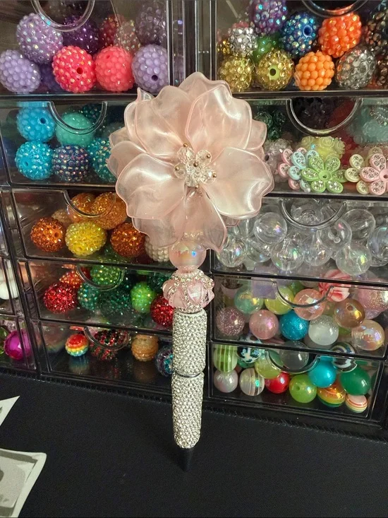 Gorgeous Pink Flower Pen