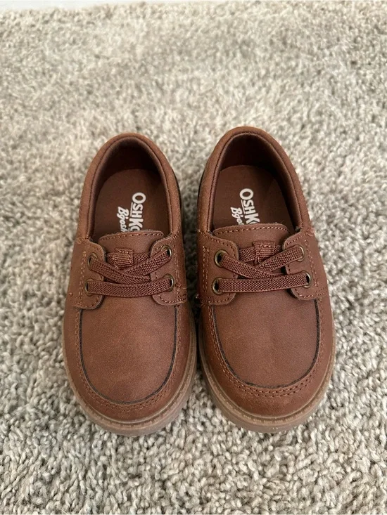 OshKosh B'gosh Brown Toddler Shoes