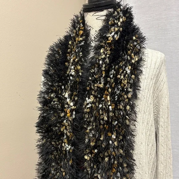 /Stylish Black and Brown Faux fur stretch scarf Sz OS