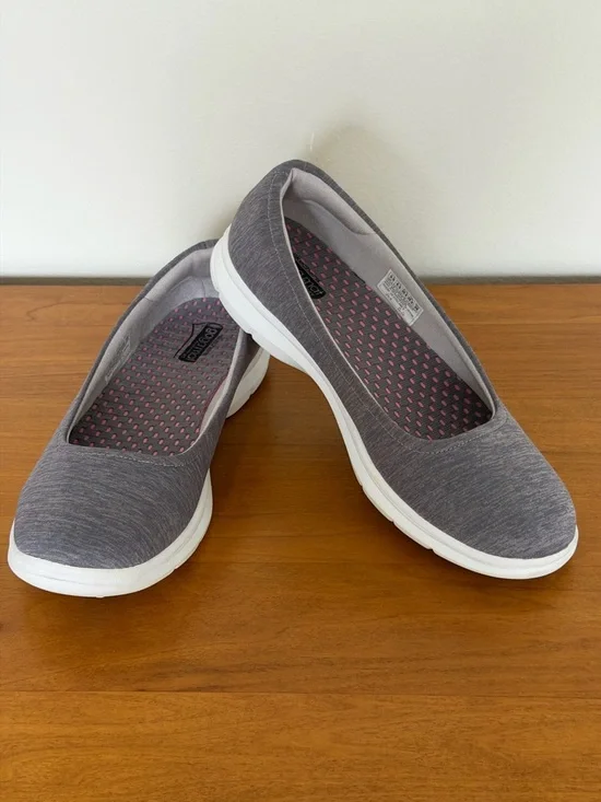 Skechers Go Step Lite Women's Gray Slip-On Flats Shoes - 9,5