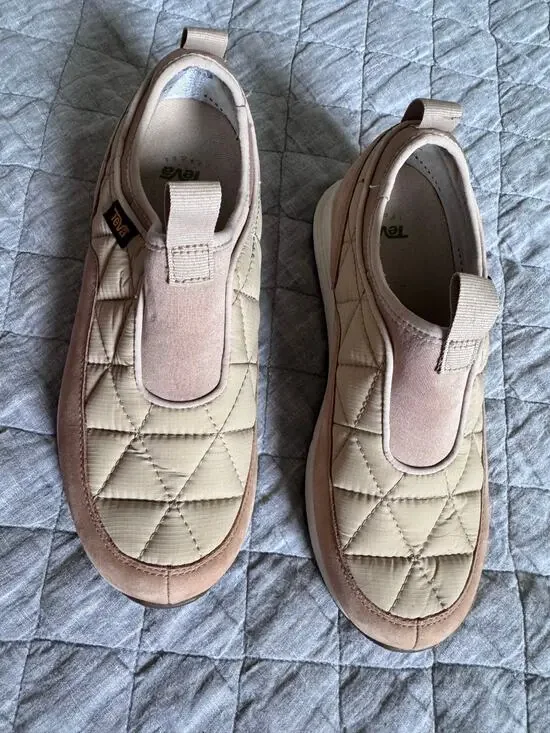 Teva Ember Commute Tan Waterproof Slip On Women's 8 Comfort Walking Shoes