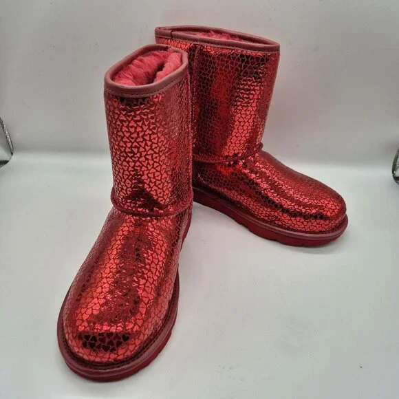 Ugg Youth Size 5 Classic II Gel Red Hearts Short Mid Boots Plush