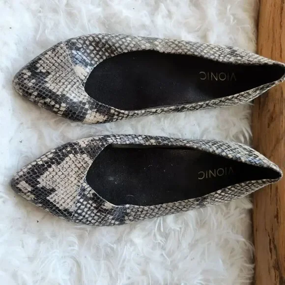 Vionic caballo comfort ballet slippers snake skin