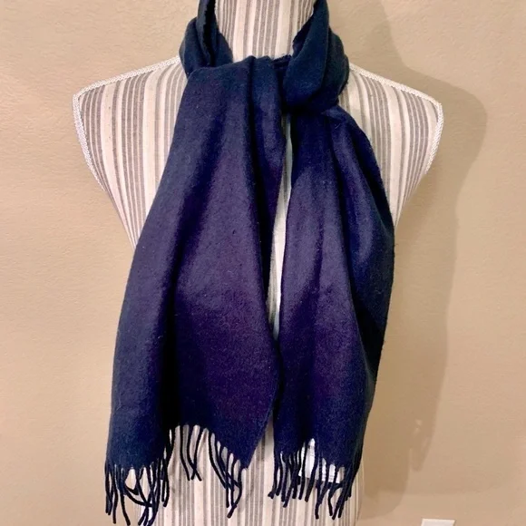 NWT Cashmaire Scarf Navy Blue Acrylic Fringe ends Super Soft $295 Retail New