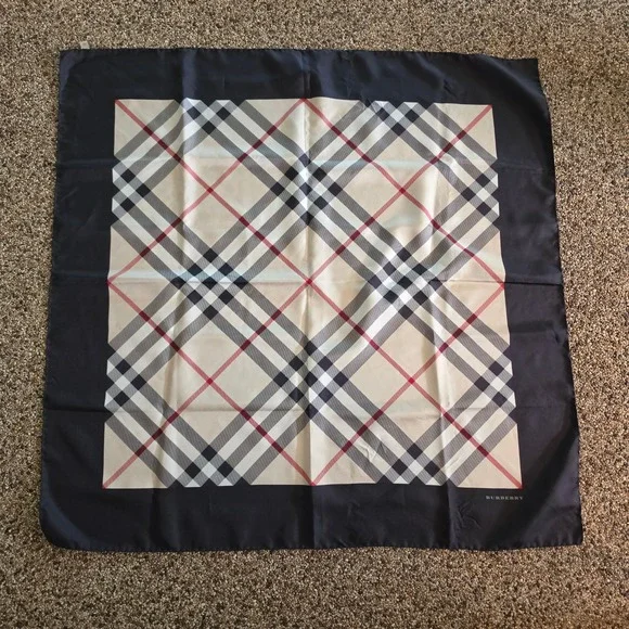 Burberry Silk Square Scarf Nova Check Black Border Made in Italy 34x33