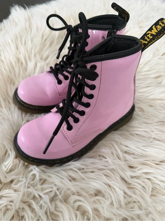 Dr. Martens Kids Pink Lace-Up Gloss Boots