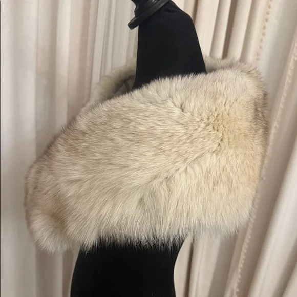 SAGA FOX BLUE FOX FUR WRAP SHAWL COLLAR