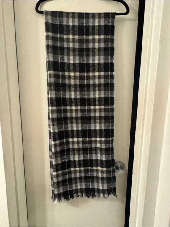 Plaid Black and White Wool-Blend Throw Scarf