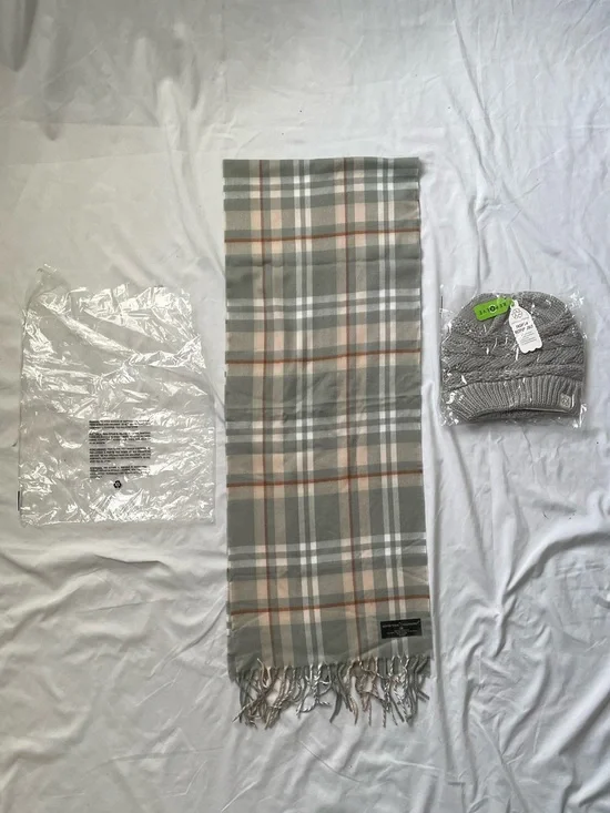 Plaid Scarf and Cozy Beanie Hat Fall Matching Set Brand New David & Young