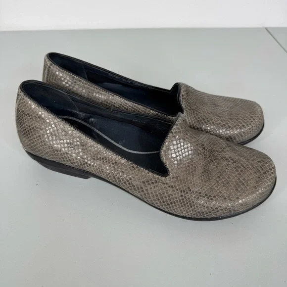 Dansko Gray Snakeprint Slip On Shoes Size 39‎